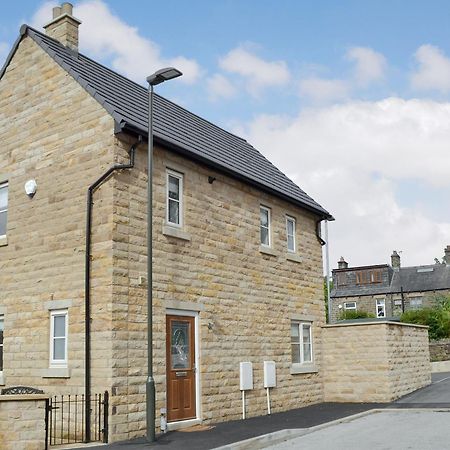 Shepley Mews Villa Glossop Exterior photo